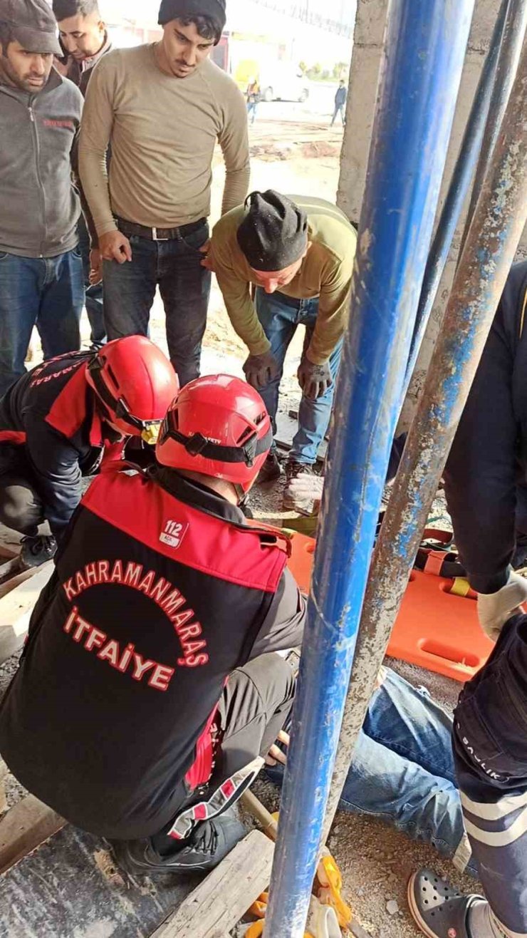 İnşaattan düşen işçi yaralandı