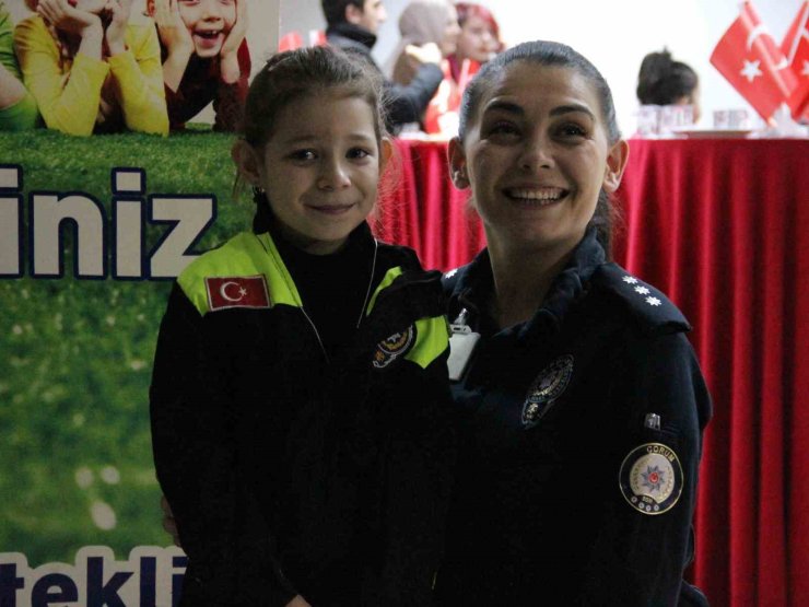 Çocuklar ve gençlerin sosyalleşmesini amaç edinen projede 17 bin 500 kişiye ulaşıldı