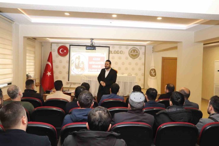 Sivas’ta "baba okulu" semineri başladı