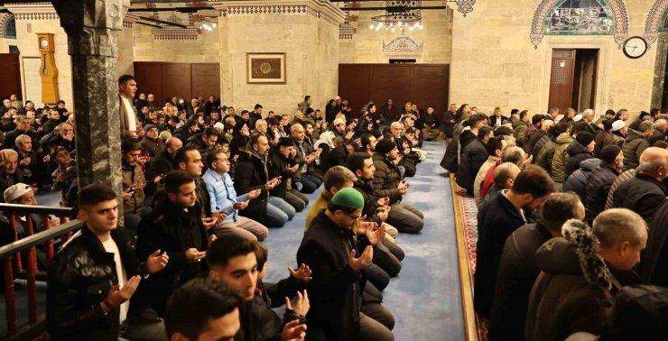 Amasya’da Regaip Kandili idrak edildi