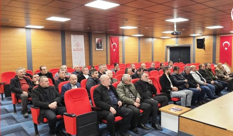 Emet ve Hisarcık’ta muhtarlara "Aile Yılı" konulu eğitim verildi