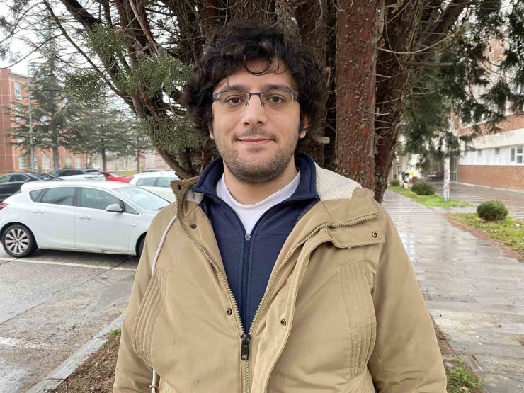 Vatandaşın, yalan söyleyerek dilendiği iddia edilen kadınla ilginç tartışması