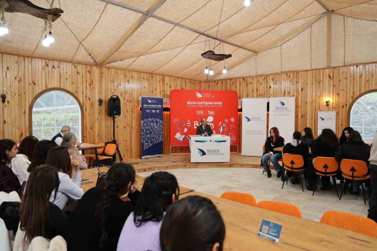 Bilim Kafe’de her yönüyle Mehmet Akif konuşuldu