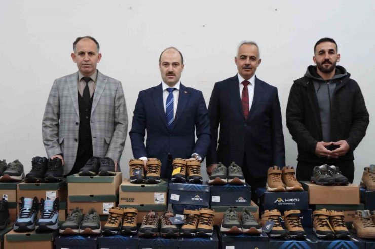 Hayırsever iş insanından örnek davranış