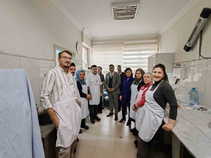 Kütahya’da öğretmenler ÖRAV eğitim şenliğinde buluştu