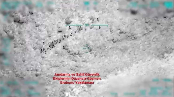 Bakan Yerlikaya: "Devam eden operasyonlarımızda 156 göçmen kaçakçılığı organizatörünü yakaladık"