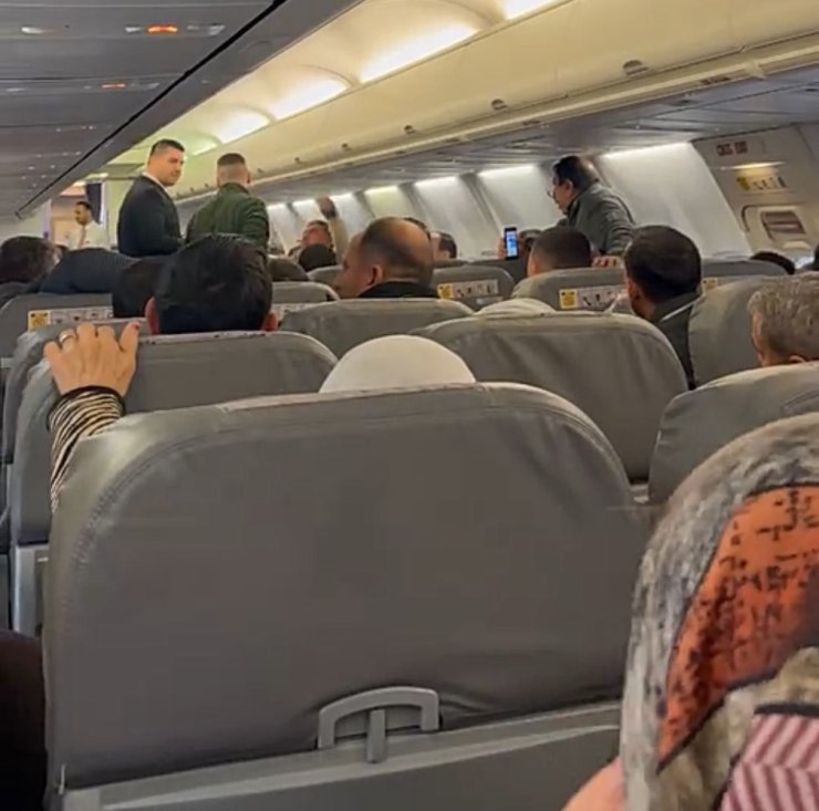 İzmir-Diyarbakır uçuşu 12 saatlik eziyete dönüştü