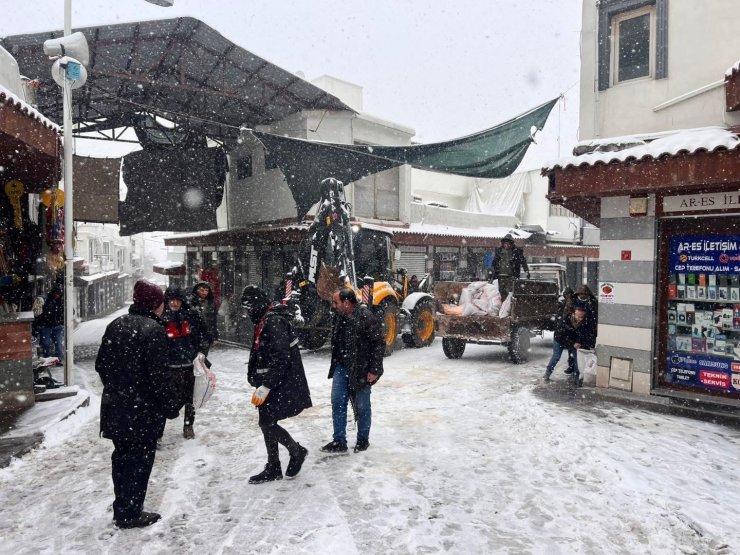 Çermik Belediyesi yol açma çalışmalarına başladı
