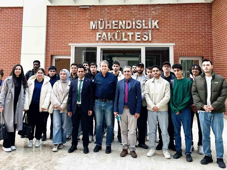DSİ Eskişehir Bölge Müdürlüğü BŞEÜ’de ‘Su yapıları’ sunumu gerçekleştirdi