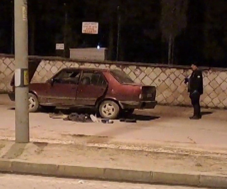 Kahramanmaraş’ta şüpheli araçtan el yapımı patlayıcı çıktı