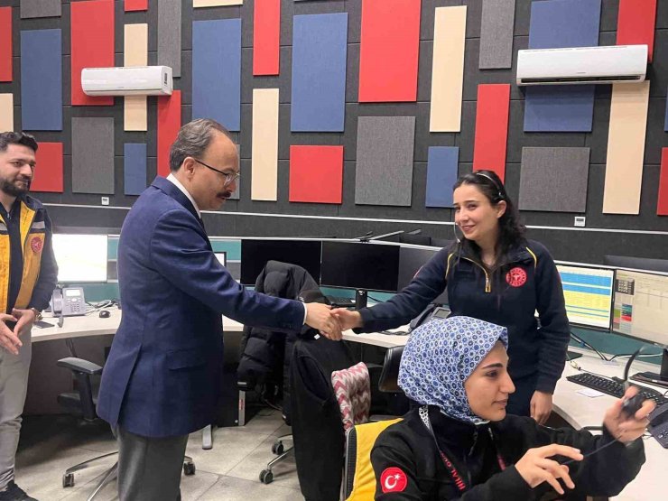 Vali Kızılkaya, yılbaşı mesaisinde denetimlerde bulundu