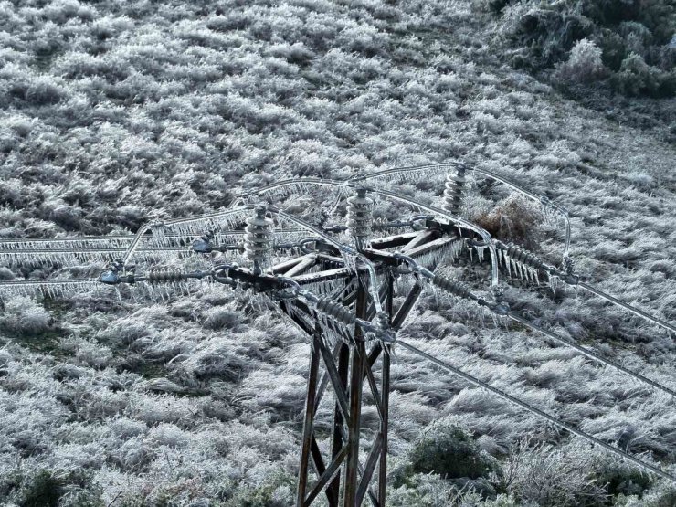 Toroslar EDAŞ’tan Hatay’da zorlu kış koşullarına karşı mücadele