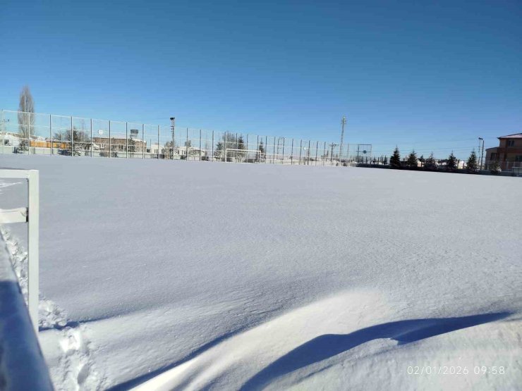 Kayseri’de amatör maçlara kar engeli