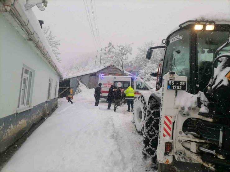 Başkan Şenol Kul: "Karın bereketini yaşıyoruz, Terme Belediyesi 7/24 sahada"