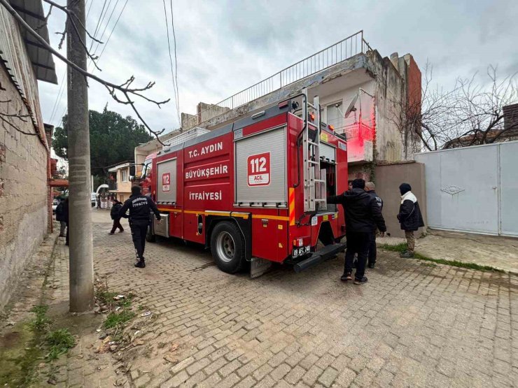 Metruk binada çıkan yangın, ekipleri harekete geçirdi