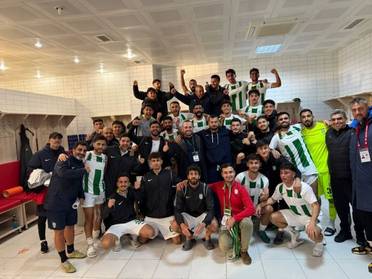 Manavgat Belediye Spor ilk yarıyı zirvede tamamladı