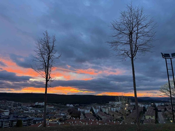 Eskişehir’de gün batımı görsel şölen sundu
