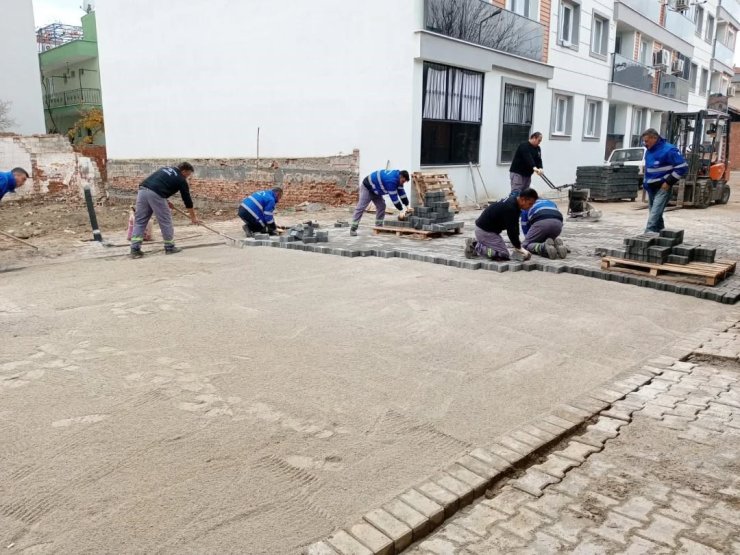 Germencik’te sabahın ilk ışıklarıyla ekipler sahaya indi