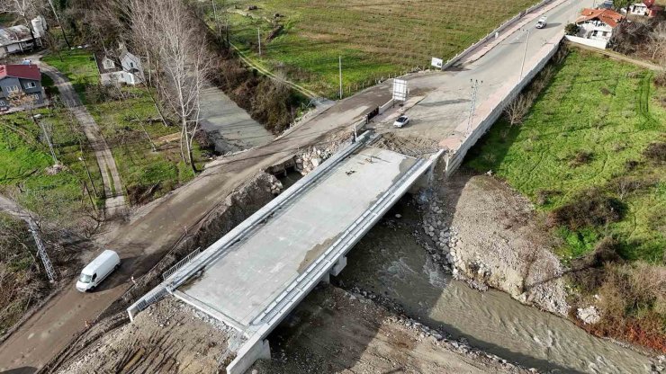 Mesudiye Köprüsü ulaşım için gün sayıyor