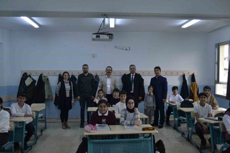 Sultanhisar Kaymakamı Ateş öğrencilerle buluştu