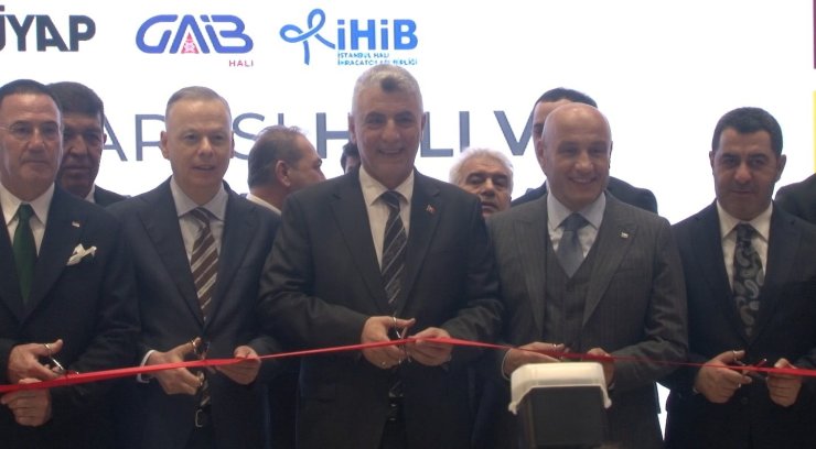 Bakan Bolat: "Türkiye artık 400 milyar dolar ihracatı olan ülkeler ligine yükseldi"