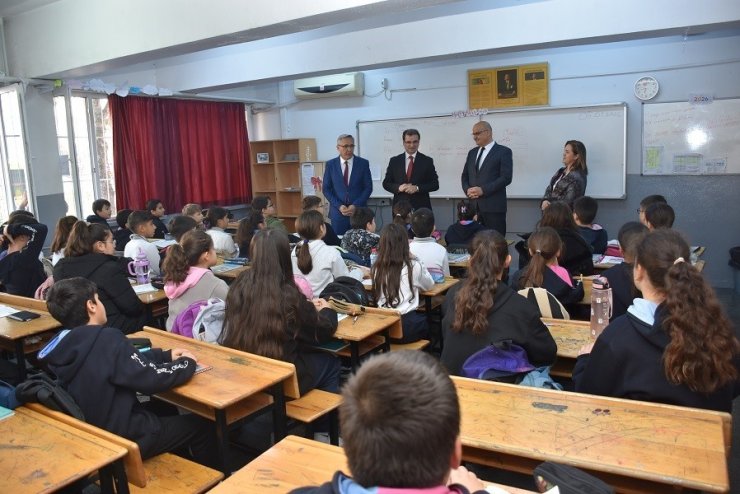 Kaymakam Güldoğan’dan okullarda yerinde inceleme