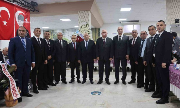 Şoförler Odası’nda 5. kez güven tazeleyen Özmeriç, AYESOB’a adaylığını açıkladı