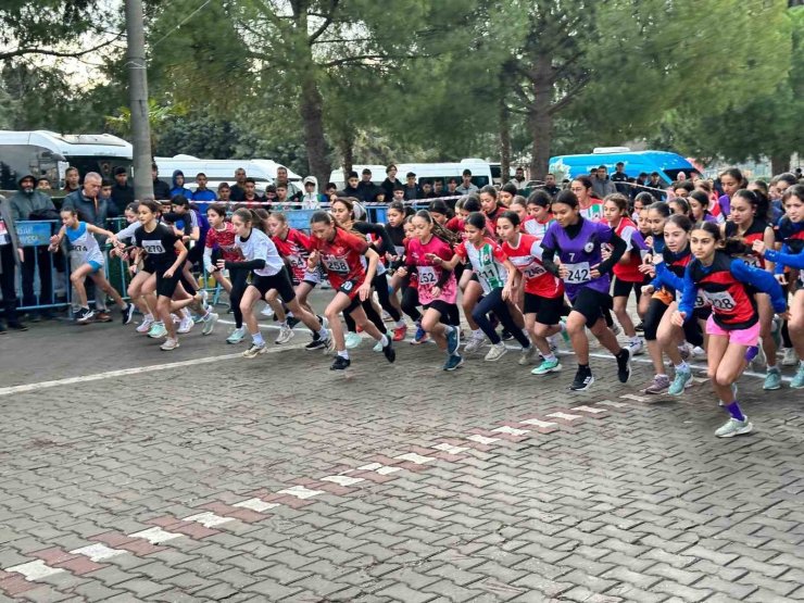 Kros sporcuları Türkiye Şampiyonası için ter döktü