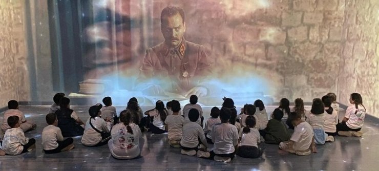 Dumlupınar Diorama Müzesi ilgi görüyor