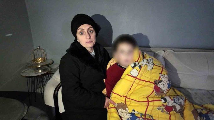 Sultanbeyli’de evi terk eden kocanın 2 çocuklu aileyi elektriksiz ve susuz bıraktığı iddia edildi