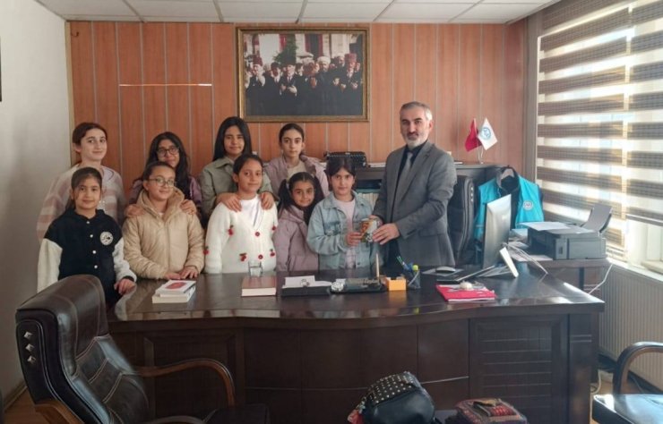 Germencikli miniklerden Gazze’ye anlamlı destek