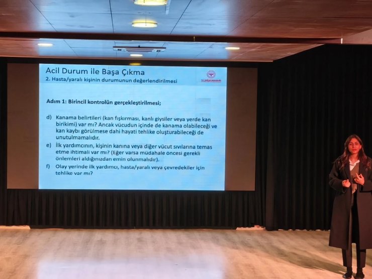 Germencik Belediyesi personeline ilk yardım eğitimi