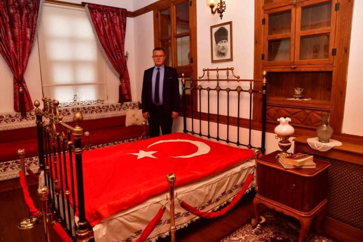 Başkan Öküzcüoğlu: "Tarihin yazıldığı mekanda bulunmak gurur verici"