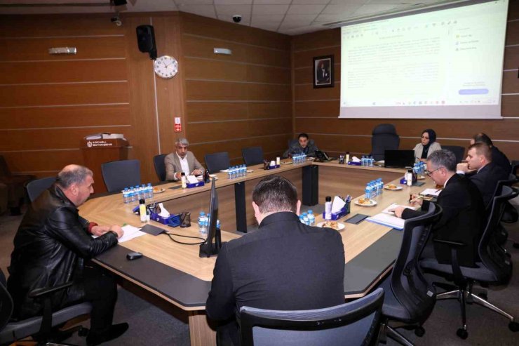 Kocaeli’de kural ihlali yapan 164 sürücüye para cezası