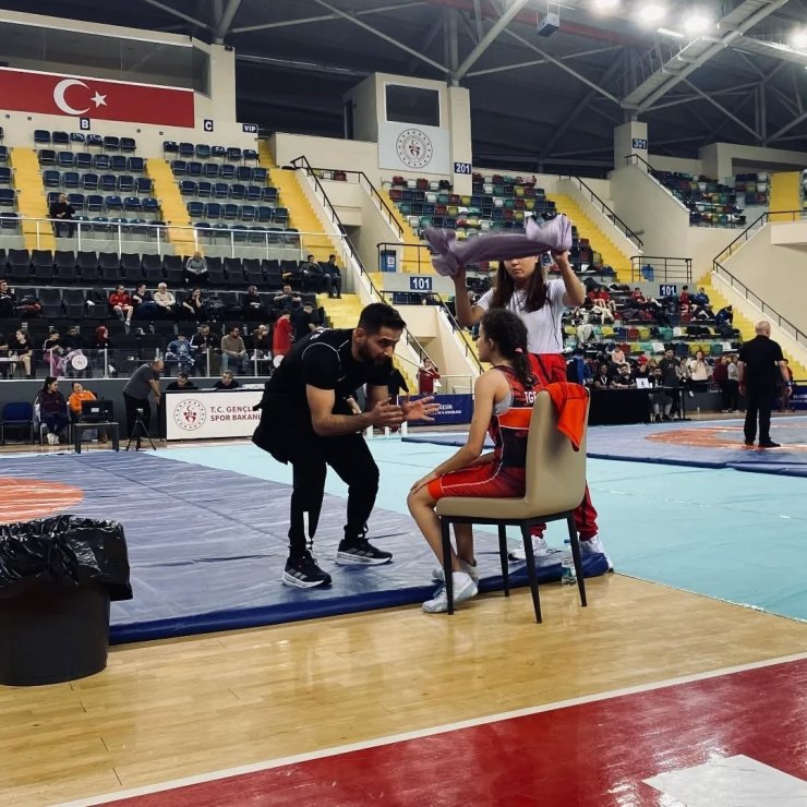 Camardı Spor Kulübü sporcuları Balıkesir’den madalya ile döndü
