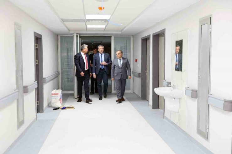 ERÜ Hastaneleri’nde yenileme çalışmaları devam ediyor