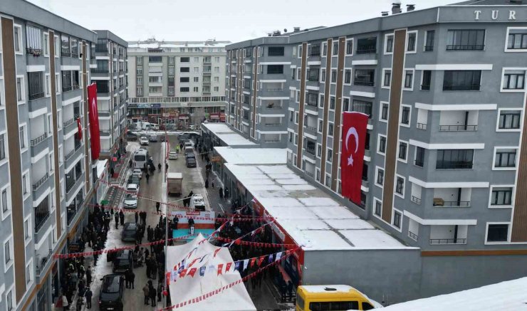 Halk Pazarı’nın 12’nci şubesi Aşkale’de açıldı