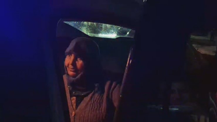 Kaybolan şehit annesi jandarma ekiplerince bulundu