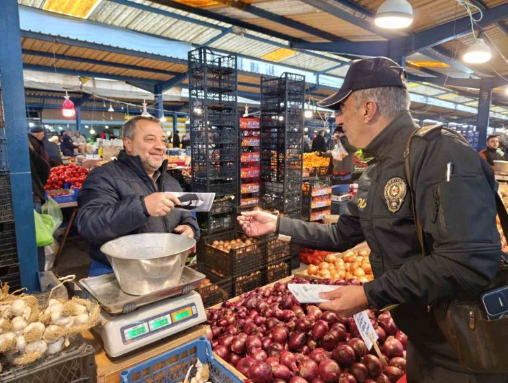 Bilecik’te dolandırıcılığa karşı vatandaşlara bilgilendirme