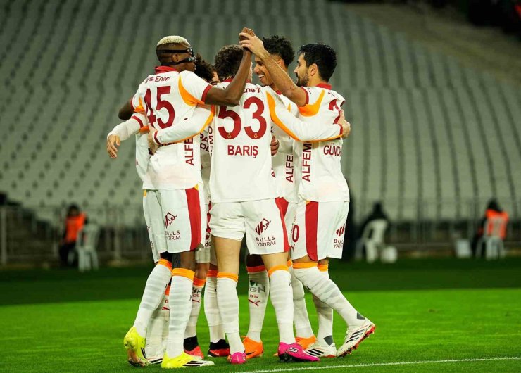 Galatasaray, ocak ayında 7 maça çıktı
