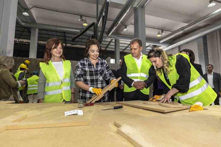 Mersin Büyükşehir Belediyesinin sosyal projeleri Türkiye’ye örnek oluyor
