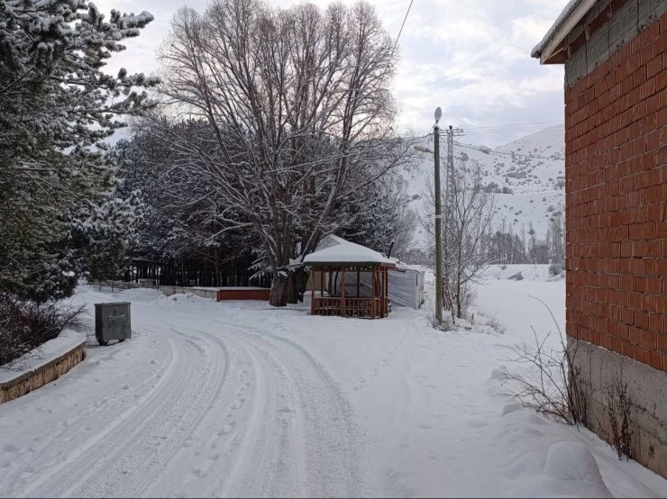 Bayburt’un Çatıksu köyünde su sorunu yaşanıyor