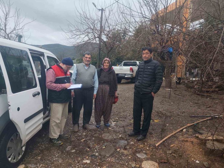 Gazipaşa’da dolu ve fırtınadan 214 üretici zarar gördü