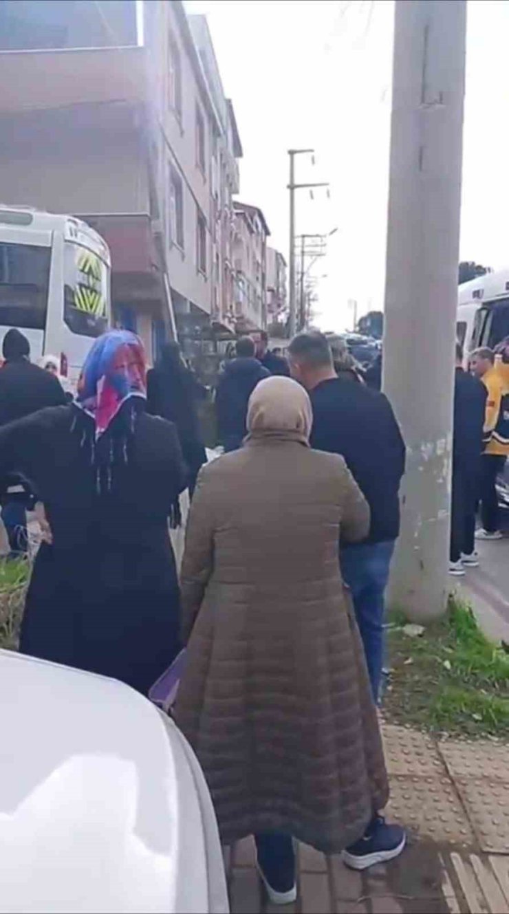 Kocaeli’de servis aracının çarptığı ilkokul öğrencisi hayatını kaybetti