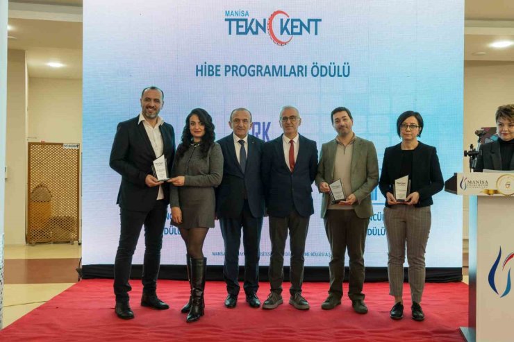 Manisa CBÜ TEKNOKENT’e destek sağlayan firmalara ödül