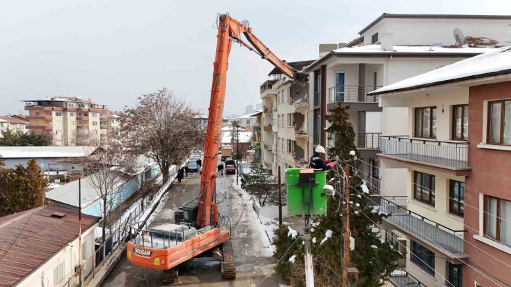 Fırat EDAŞ Malatya’da deprem sonrası enerji altyapısına 3,5 milyar TL yatırım yaptı
