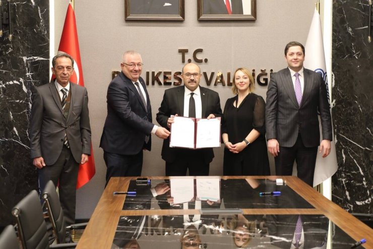 Edremit’e üç yeni aile sağlığı merkezi kazandırılıyor