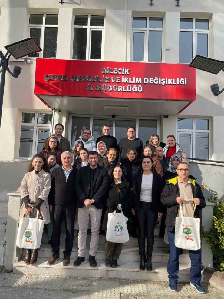 ‘Sıfır Atık, Temiz Çevre, Güçlü Yarınlar’ eğitimi verildi