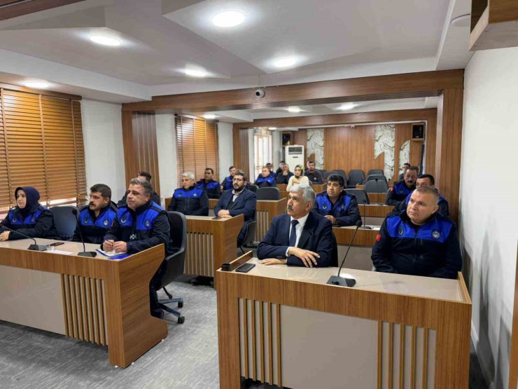 Kahta Belediyesi zabıta personeline yönelik kapsamlı hukuk eğitimi