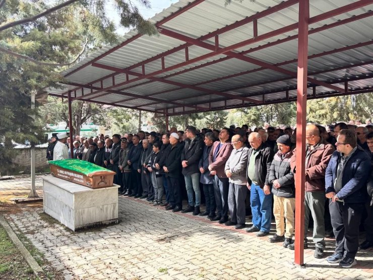 İş kazasında hayatını kaybeden belediye personeli toprağa verildi